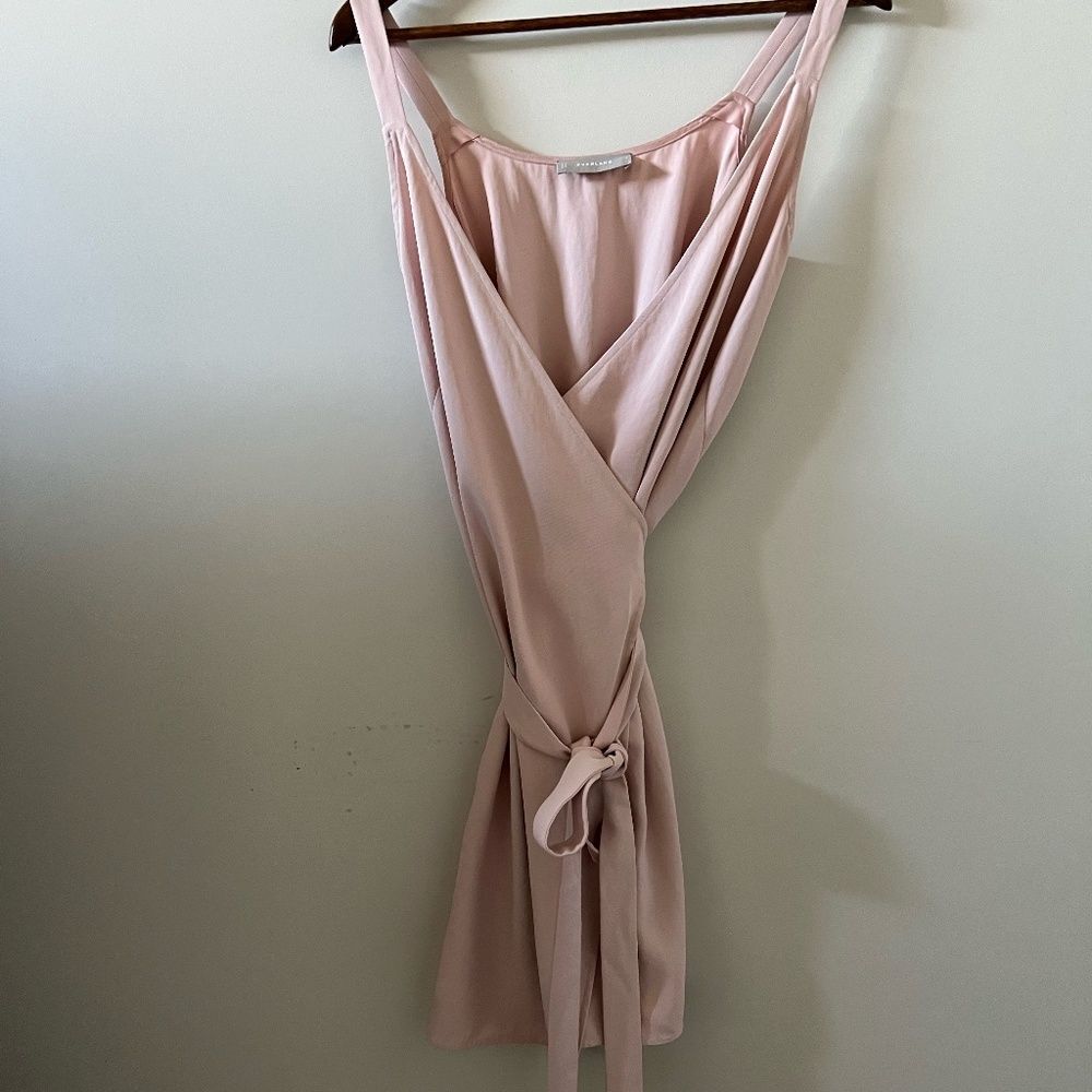 Everlane Japanese GoWeave Sleeveless Wrap Dress In Light Pink Size 2